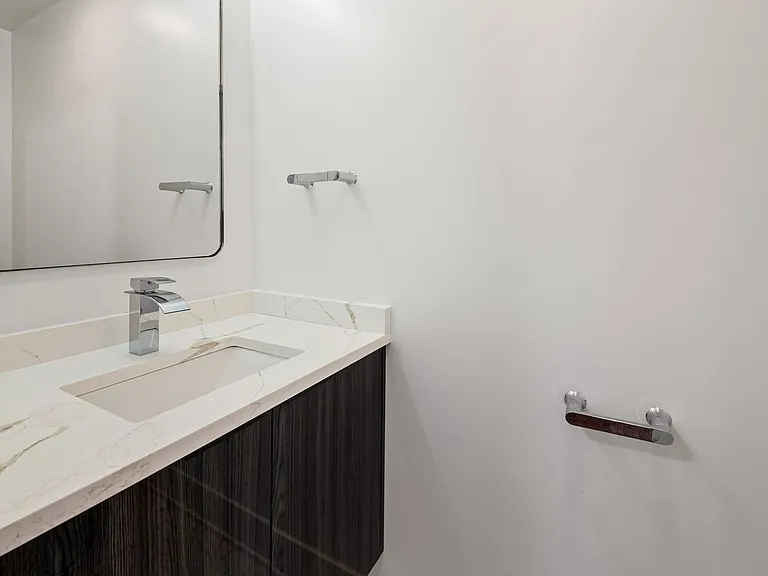 1336 W Ohio St #3R — Photo 16