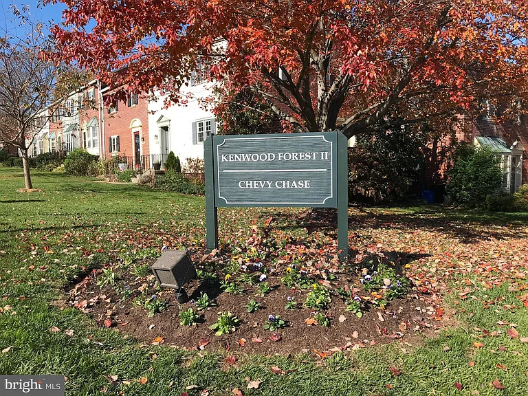 4847 Chevy Chase Dr #172 — Photo 18