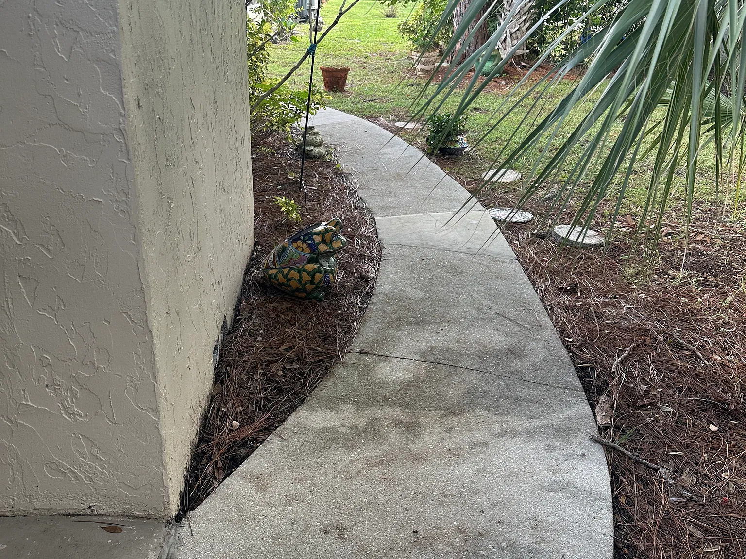 2 bed, 950 sqft, $1,750 — Photo 2