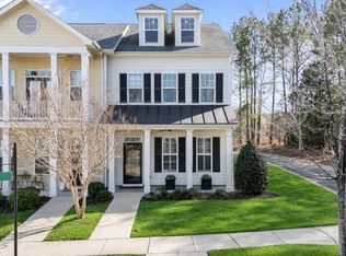 1050 Perdue Dr, Chapel Hill, NC 27517