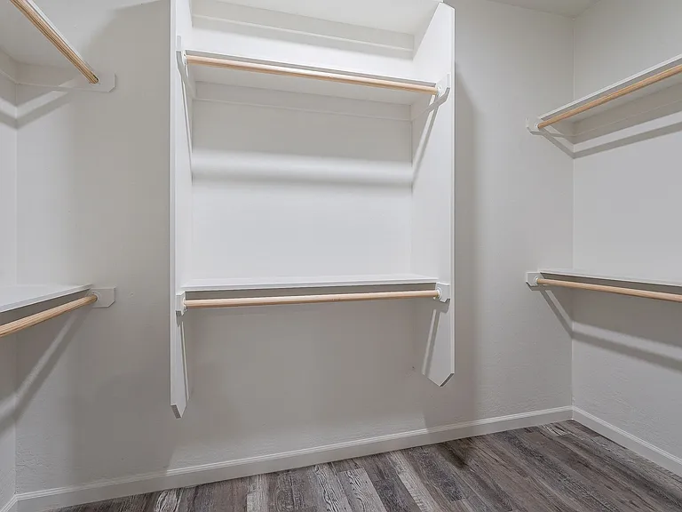 55 W Thomas Ln — Photo 13