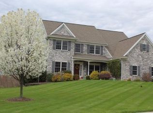 109 Royal Horse Way, Reinholds, PA 17569
