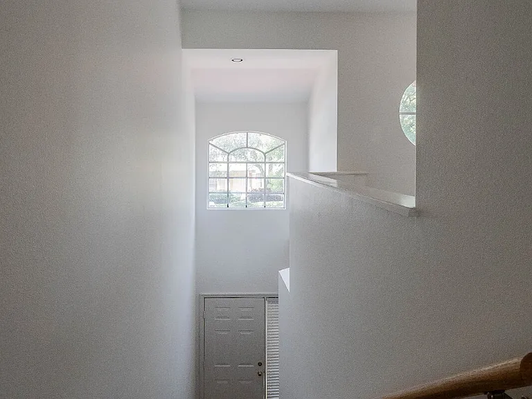 447 Enclave Pl — Photo 13