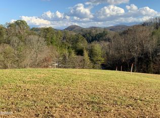 72 Max Ridge Ln, Sevierville, TN 37862