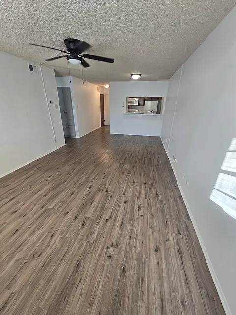2 bed, 950 sqft, $975 — Photo 4
