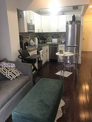 Rented by Compass | media 19