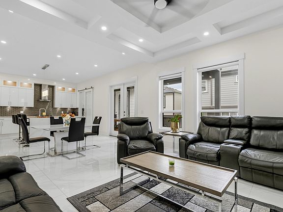 2nd image of 4295 Old Clayburn Rd #19