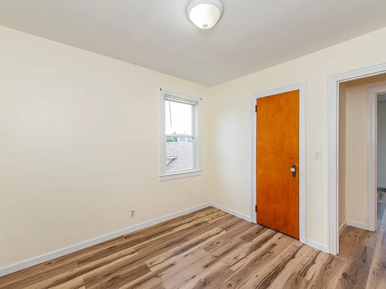 166 Speer Ave #2 — Photo 13