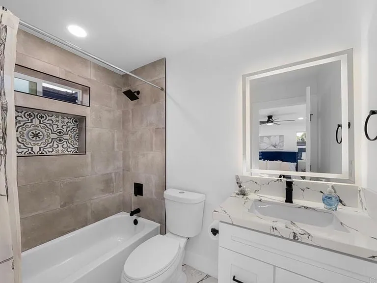 7120 Stanford Ave — Photo 7