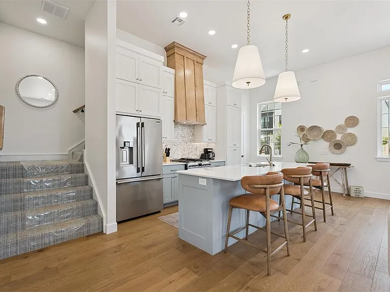 18817 Selah Way — Photo 19