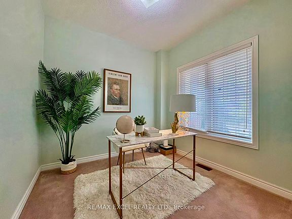 5th image of 9 Outerbrook Rd