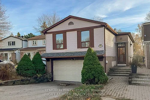 57 Lillooet Cres #UPPER Photo 1 57 Lillooet Cres #UPPER Photo 1
