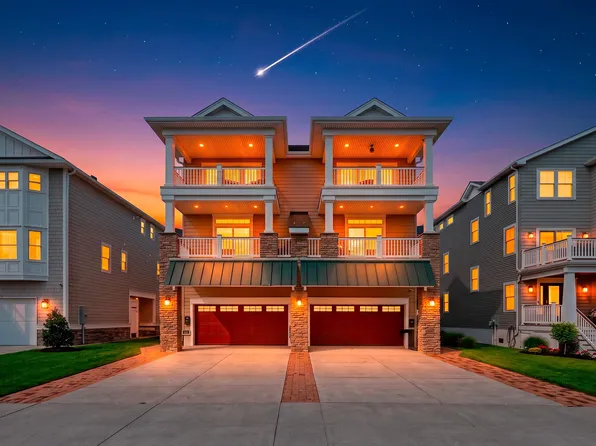 254 4th St S #A, Brigantine, NJ 08203