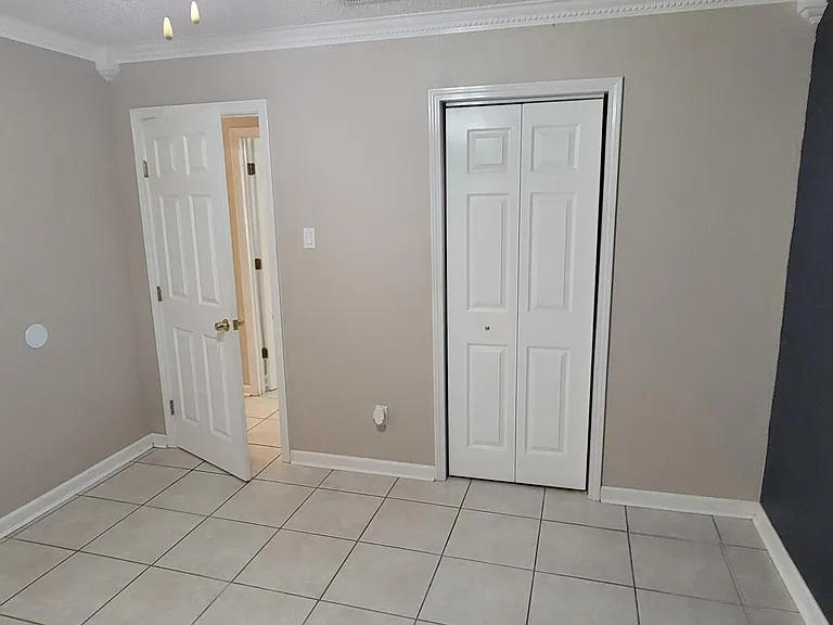 1308 Green Ave — Photo 7