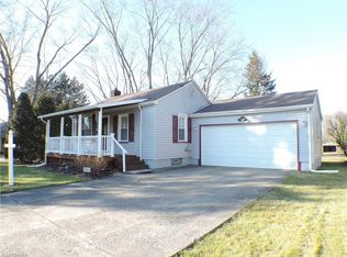 1082 Niles Vienna Rd, Vienna, OH 44473