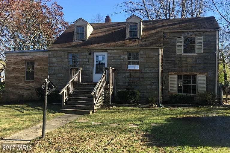 1st image of 9101 Ballard Ln