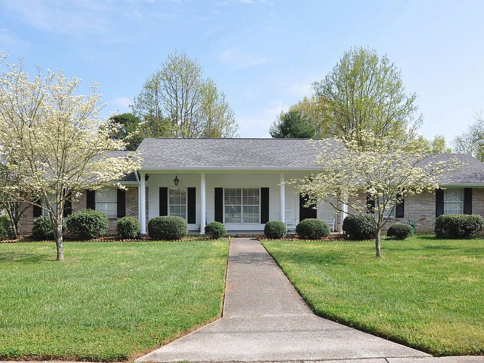 11624_Georgetowne_101