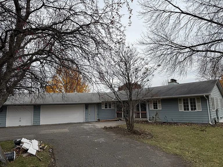 5500 Vagabond Ln N — Photo 2