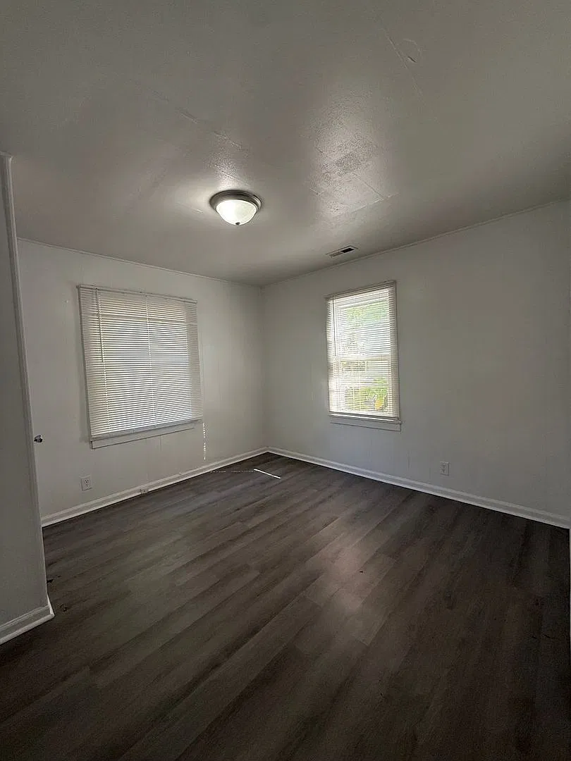 Cute 2 bedroom 1 bath home — Photo 4