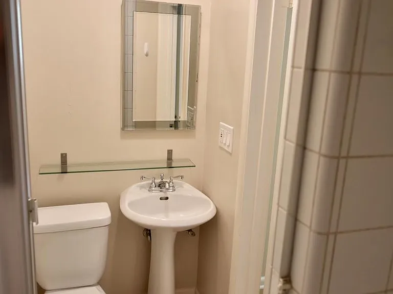 Full Bath III