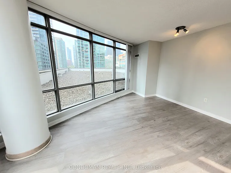 3 Navy Wharf Ct #603 — Photo 4