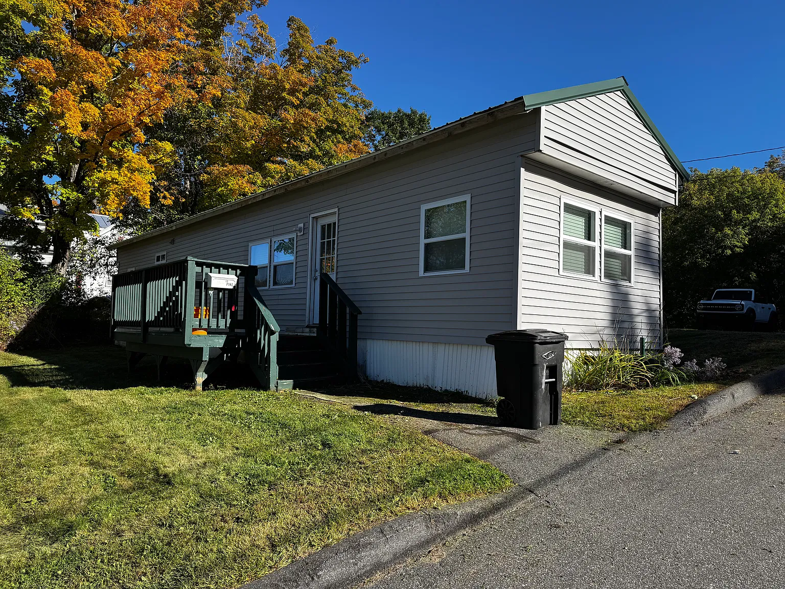 10 Pine St — Photo 1