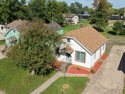 320 Dupont Ave NW, Renville, MN, 56284
