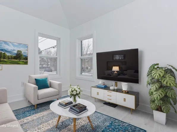 78 Albert St, Saint Catharines, ON L2R 2H1