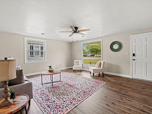 3rd image of 2020 N Meade St