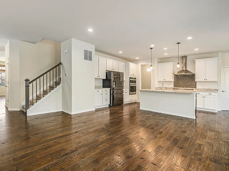 2895 Dillon Dr — Photo 9