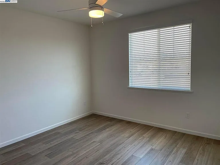 1920 Monroe Ct #3 — Photo 13