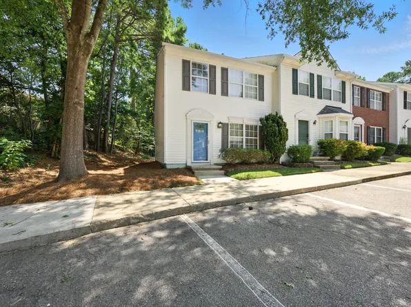 110 Virens Dr, Cary, NC 27511