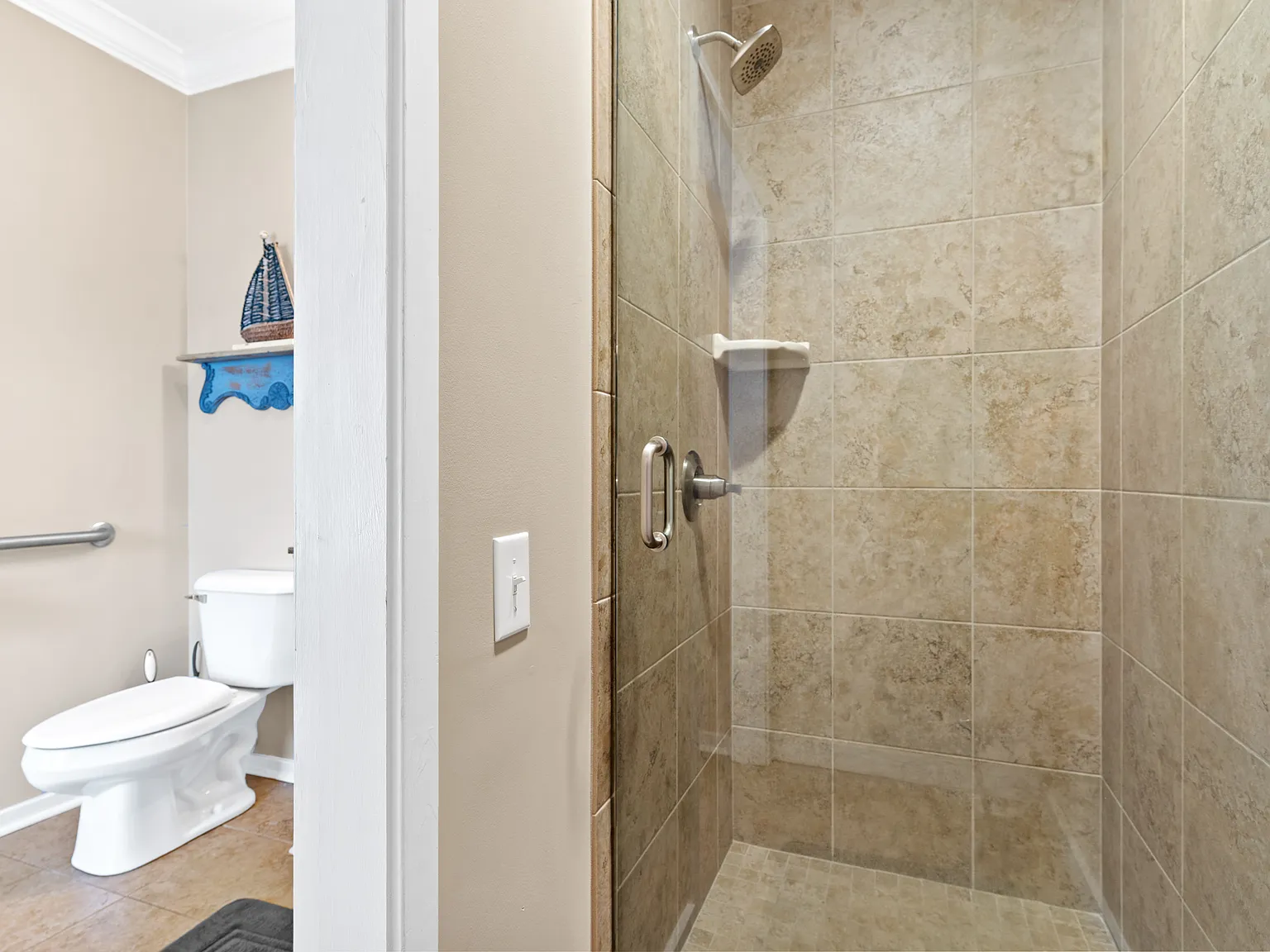 Studio, 680 sqft, $2,000 — Photo 4