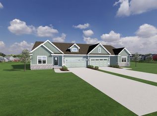 710 Cozy Farm Rd, Waunakee, WI 53597