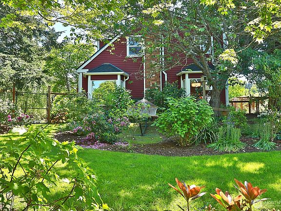 2nd image of 730 Gleason Lane