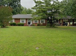 809 Minorcas Rd, Winston Salem, NC 27106