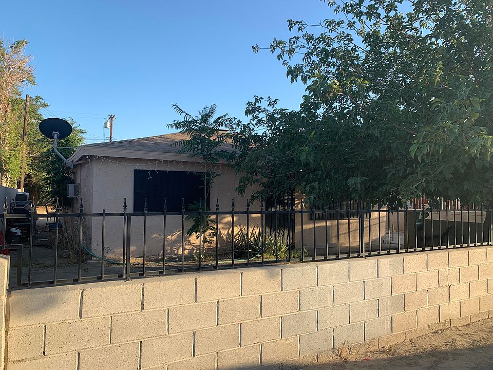 1st image of 84659 Bagdad Ave