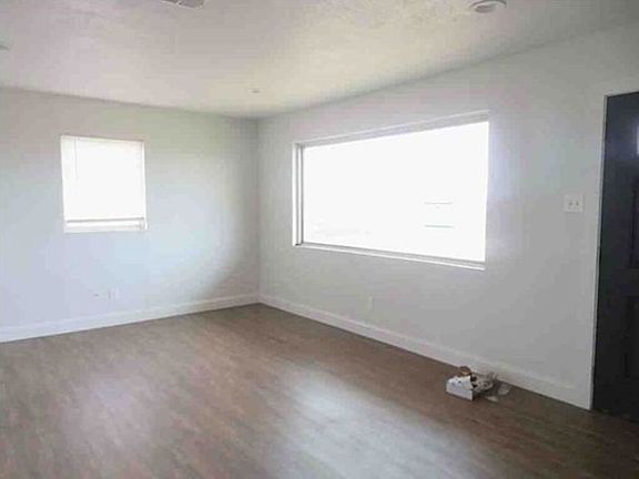 Additional Living Room