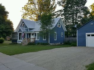 423 Foreman St SE, Lowell, MI 49331