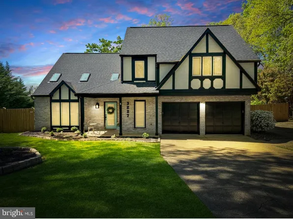 3227 Aquia Dr, Stafford, VA 22554