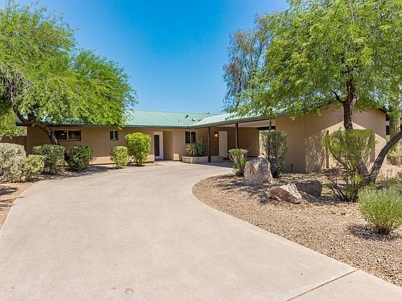 Driveway to home
