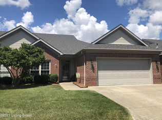 1313 Bent Willow Ln, Louisville, KY 40214