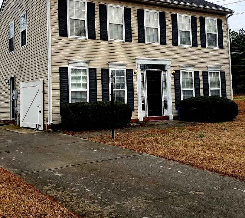 1st image of 6305 Blossom View Ln