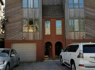 408 Elizabeth St #A, Fort Lee, NJ 07024