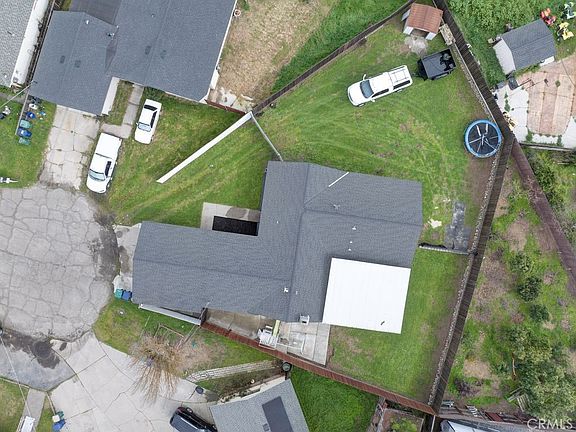 5th image of 9906 Jennifer Ct