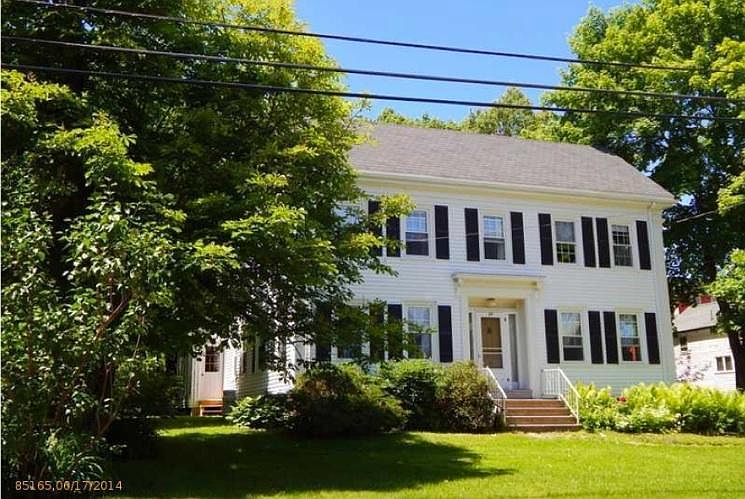 traditional home circa 1820