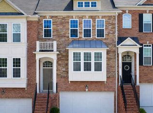 3363 Cumberland Club Dr Unit 16, Atlanta, GA