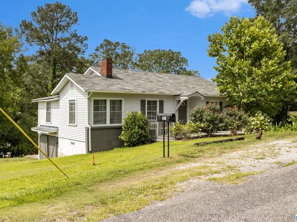 386 Camelia St, West Blocton, AL 35184