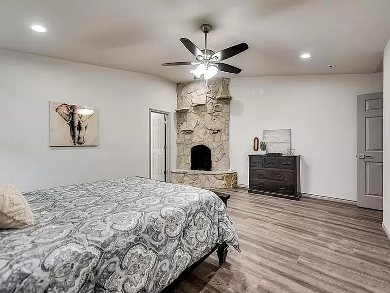 3403 County Road 1157 — Photo 13