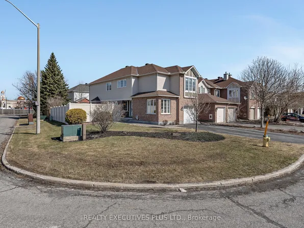 1611 Marley Cres, Ottawa, ON K1J 1C2